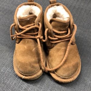 Kids Ugg Boots Sz 9